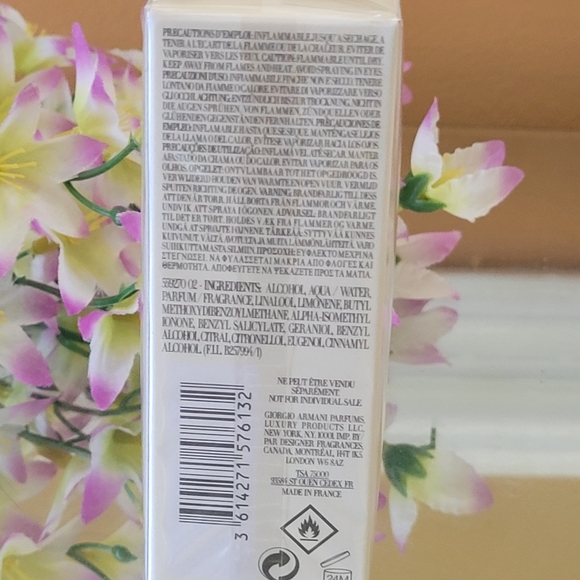 Giorgio Armani - Picture 3 of 3